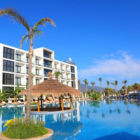 Oricon Coast Luxury Resort Orikum Ngoại thất bức ảnh