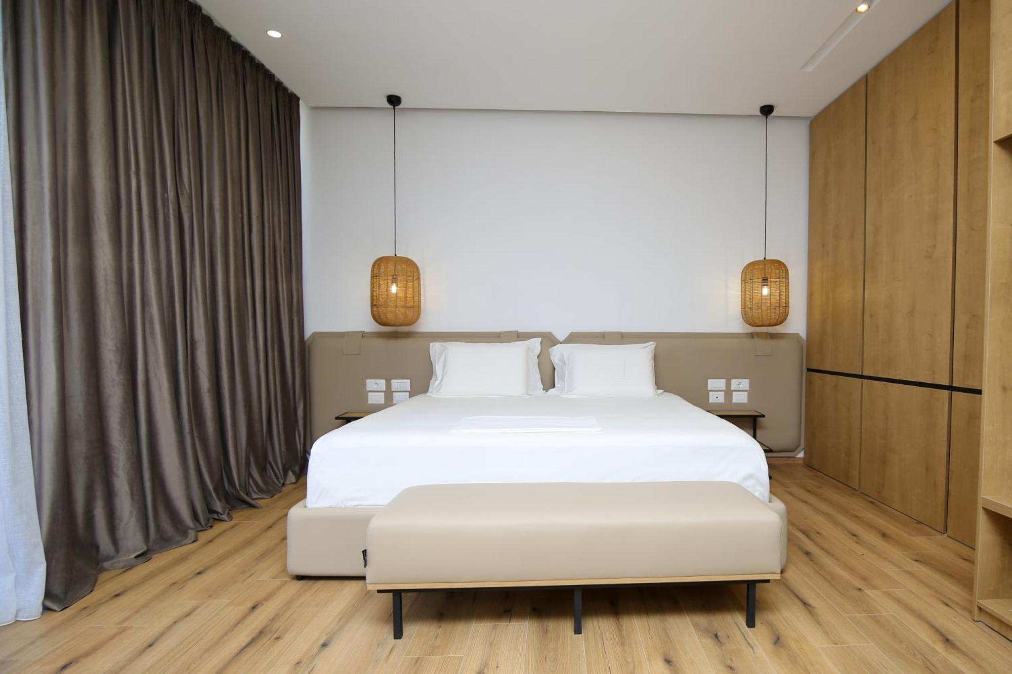 Oricon Coast Luxury Resort Orikum Ngoại thất bức ảnh