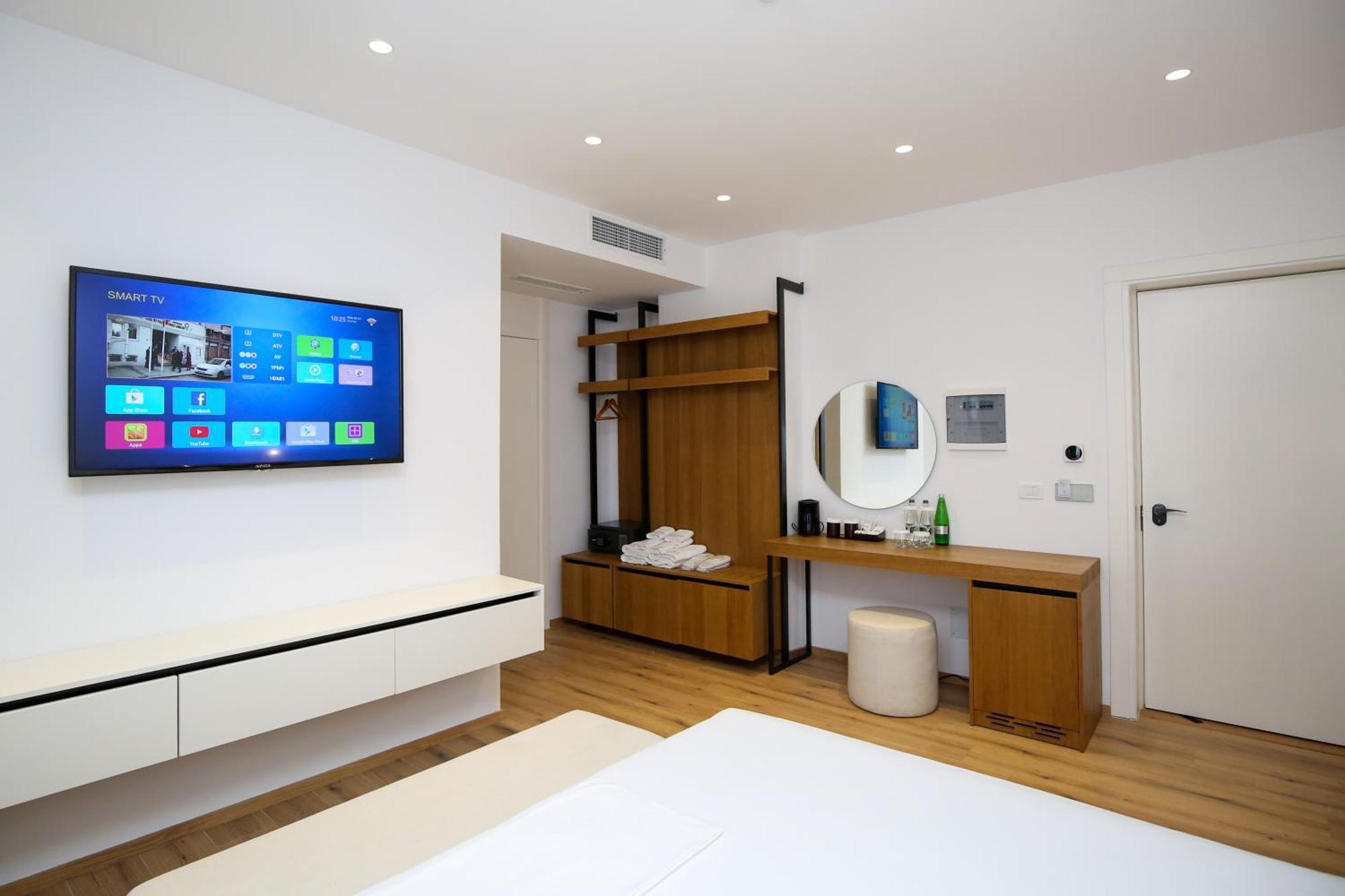 Oricon Coast Luxury Resort Orikum Ngoại thất bức ảnh