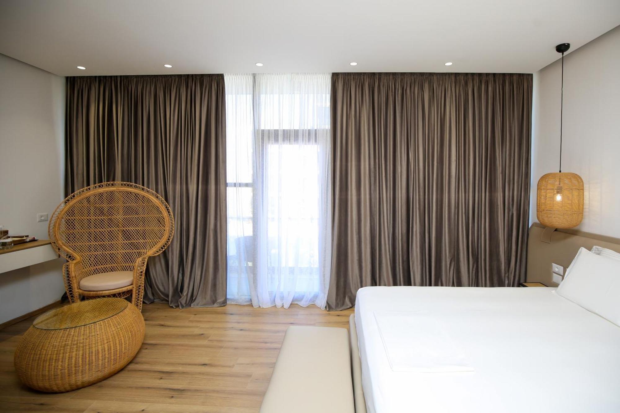 Oricon Coast Luxury Resort Orikum Ngoại thất bức ảnh