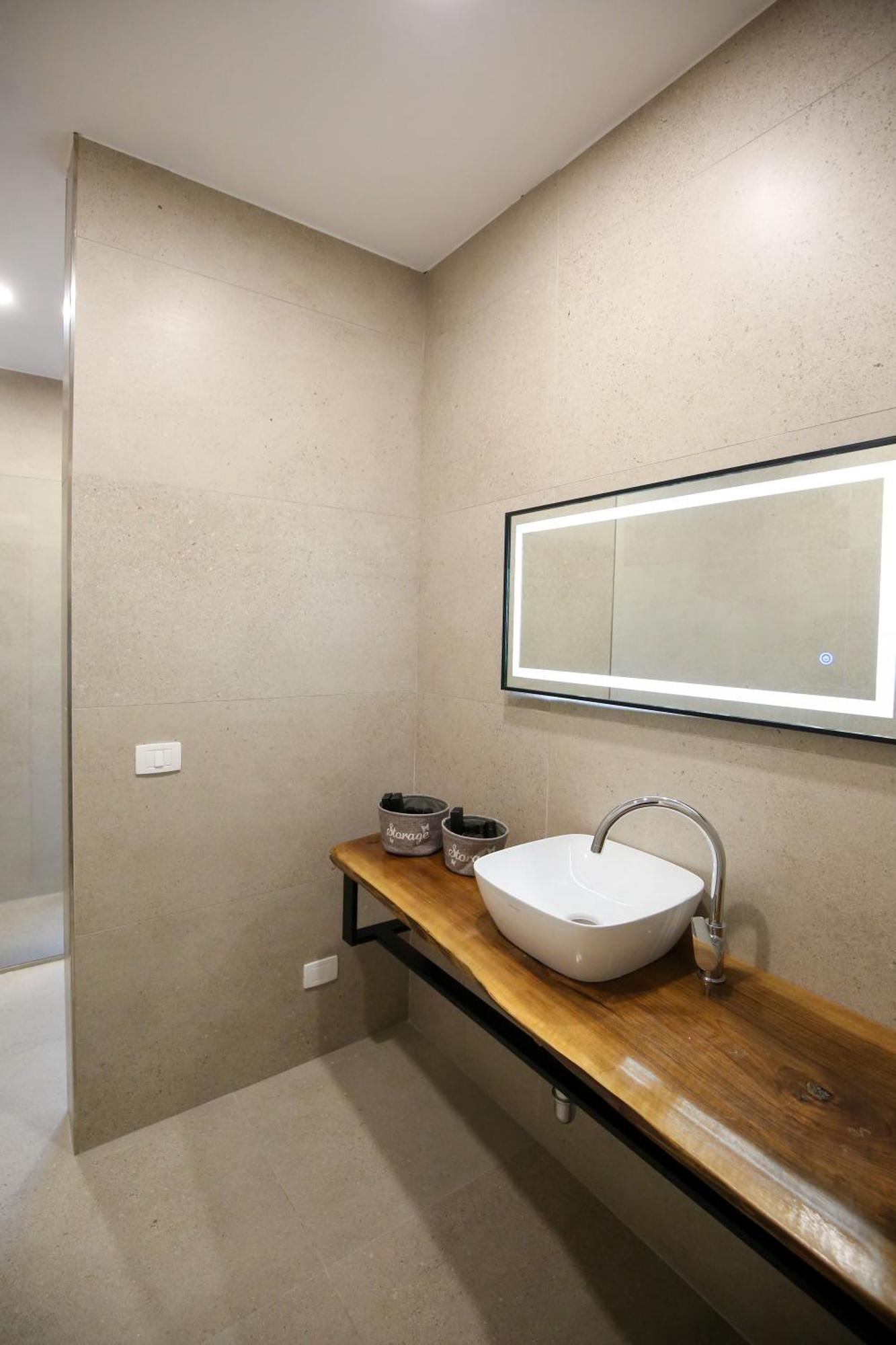 Oricon Coast Luxury Resort Orikum Ngoại thất bức ảnh