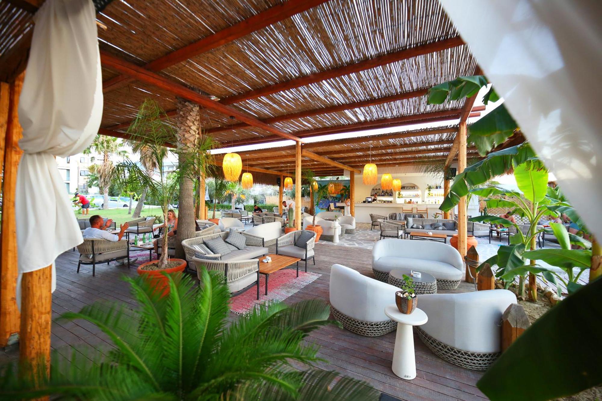 Oricon Coast Luxury Resort Orikum Ngoại thất bức ảnh