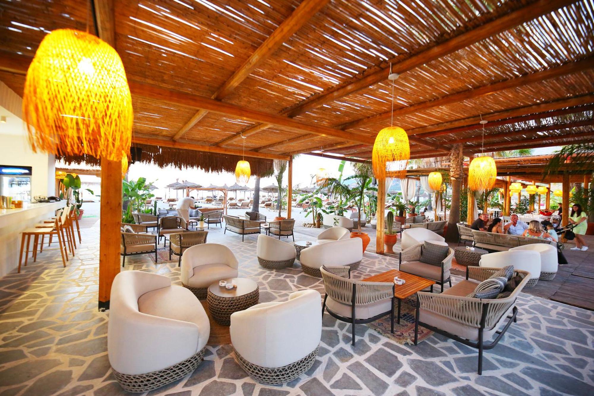 Oricon Coast Luxury Resort Orikum Ngoại thất bức ảnh